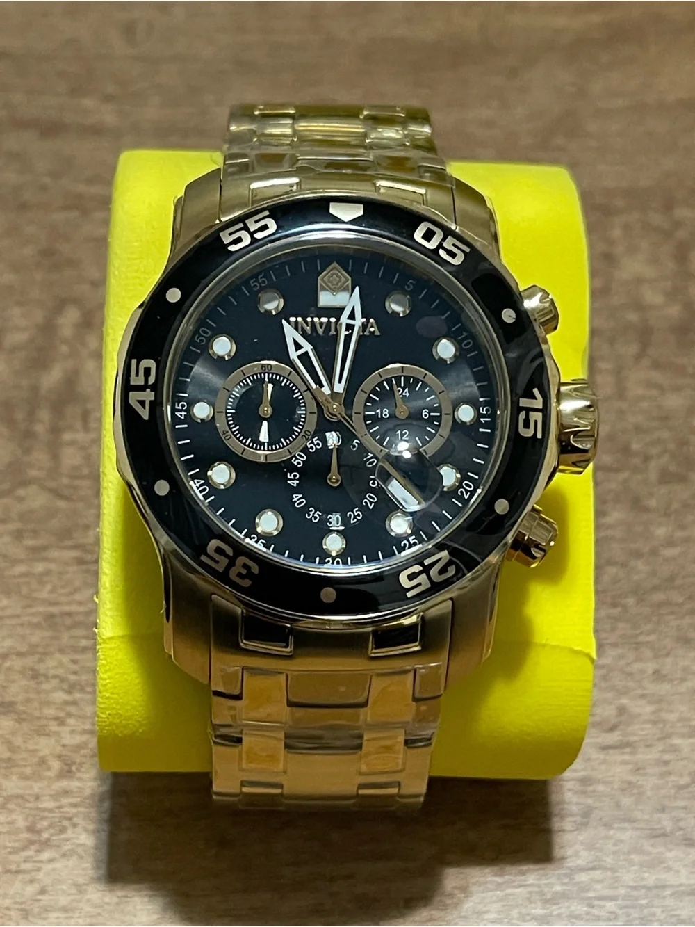 New Invicta Pro Diver SCUBA Men's Watch - 48mm. Gold & Black Dial and Bezel